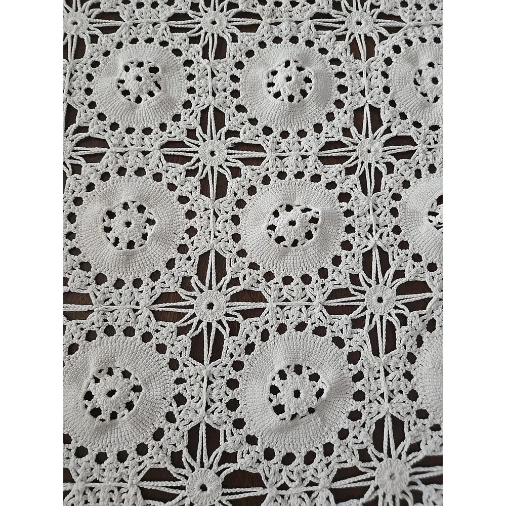 Vintage Hand Crocheted‎ Ecru Tablecloth or Coverlet Beadspread 72 × 65